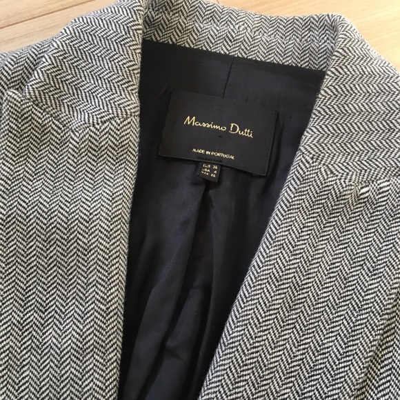 (SOLD) Massimo Dutti Herringbone Blazer - Picture 4 of 9